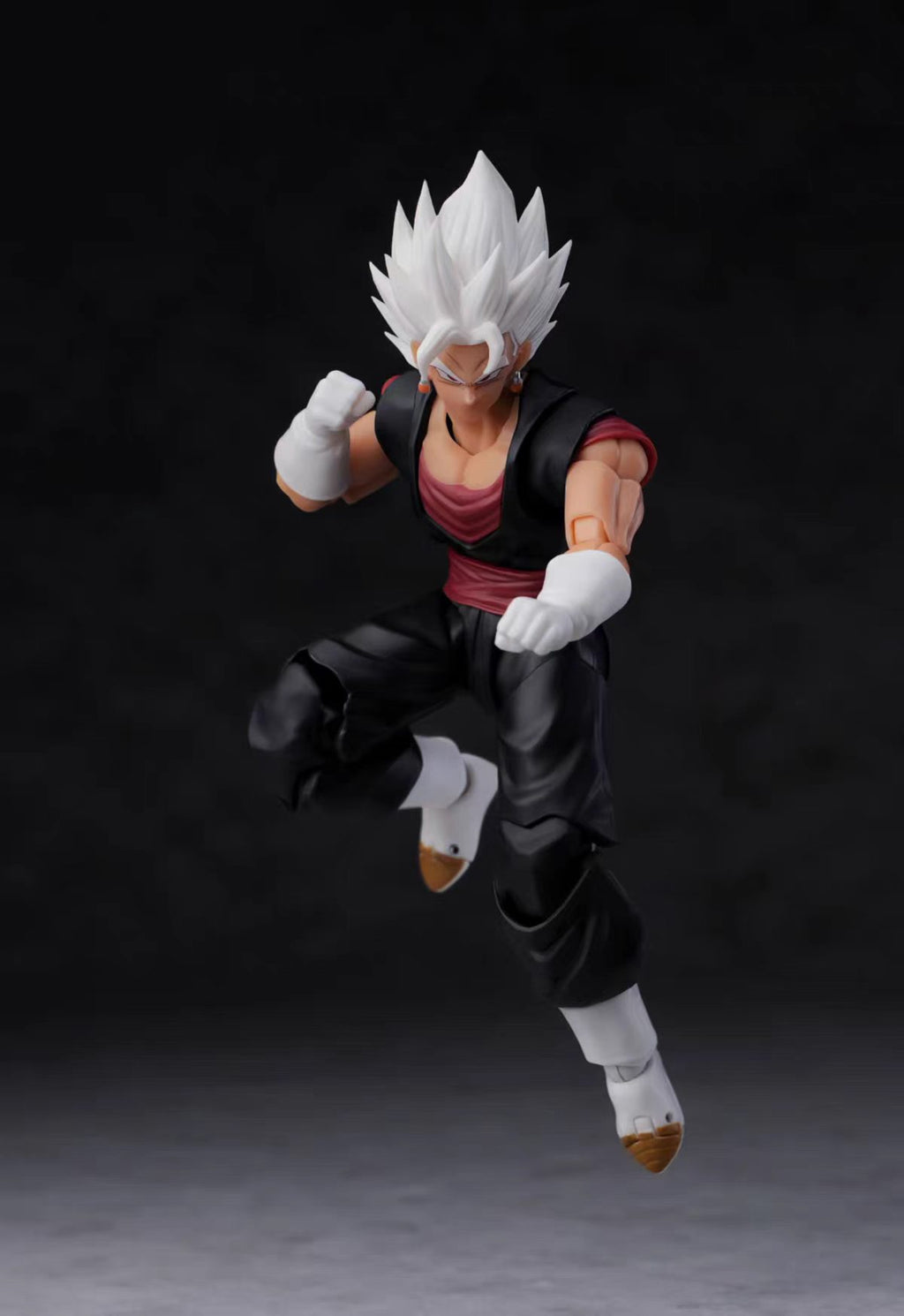 [In Stock] YGmw Weekly Color Vegeta Action Figure