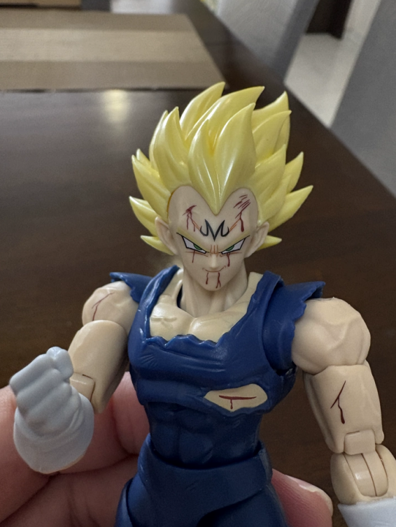 【Instock items】Black Hole x TK Collaboration Battle-Damaged Vegeta 3.0 Super Saiyan Vegeta - Restored Version&nbsp;