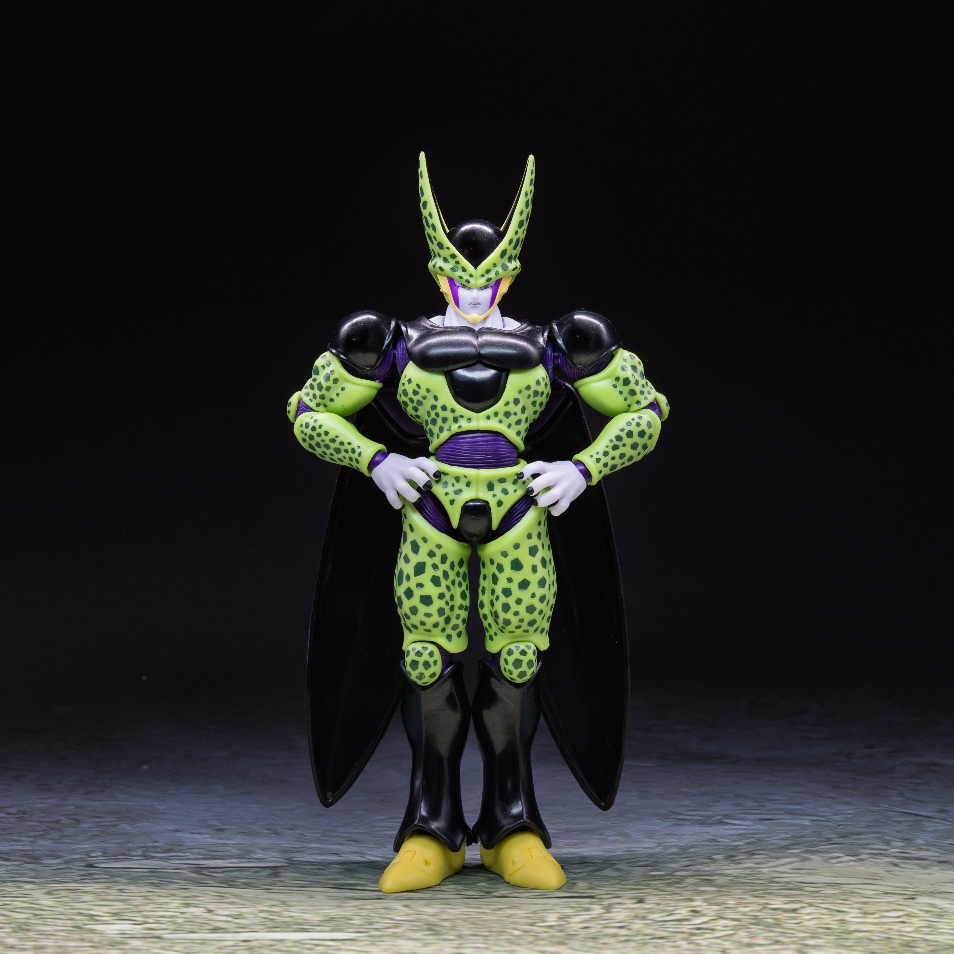 【Pre-Order】 The Perfect Masked Green Devil Saru Deluxe Edition DX Action Figure